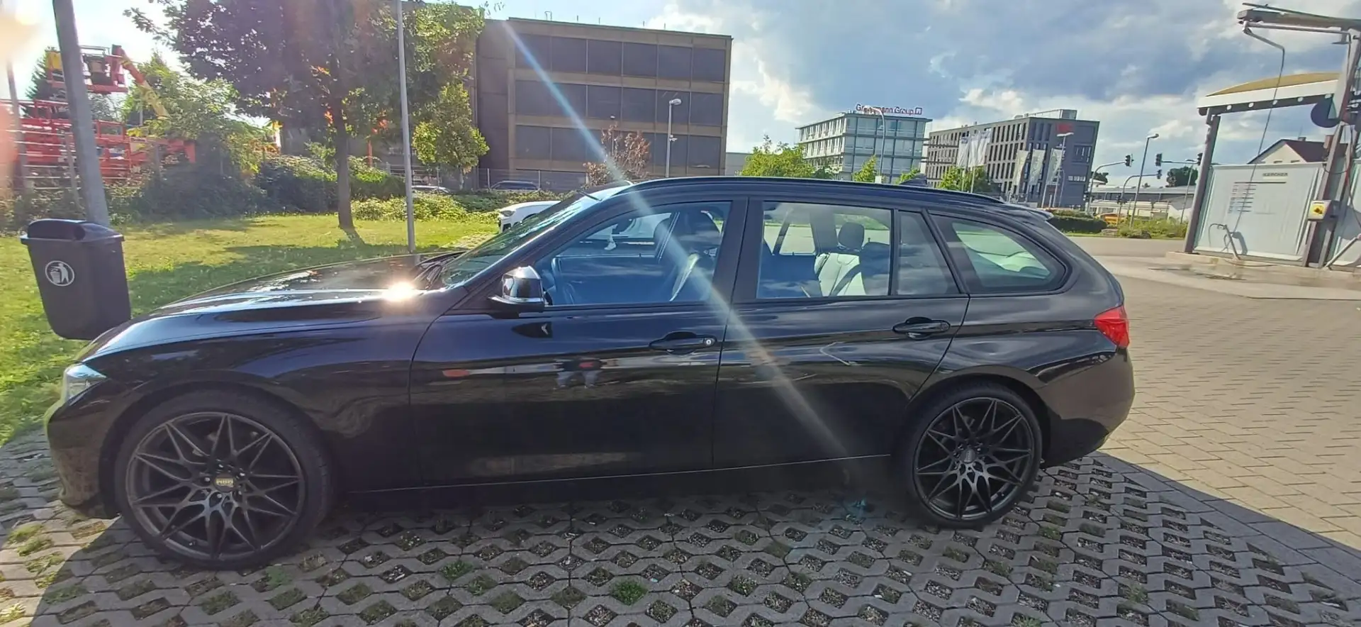 BMW 328 i xDrive Negru - 2