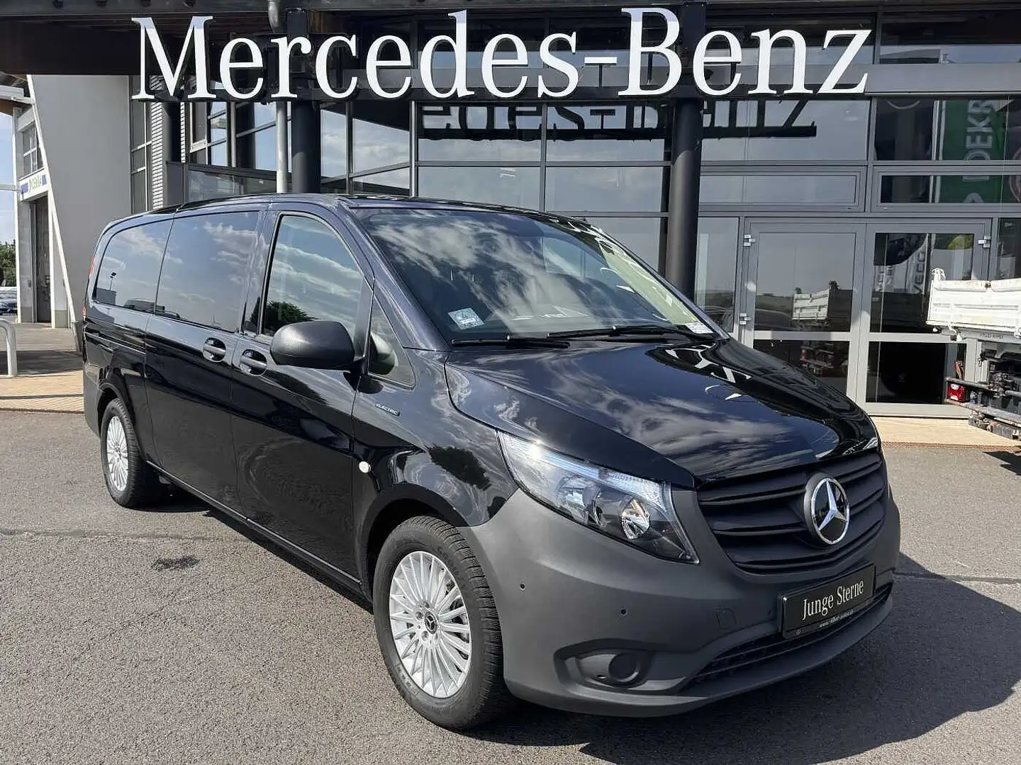 Mercedes-Benz Vito eVito 129 Tourer Behinderten-/Rollstuhlrampe Schwarz - 2