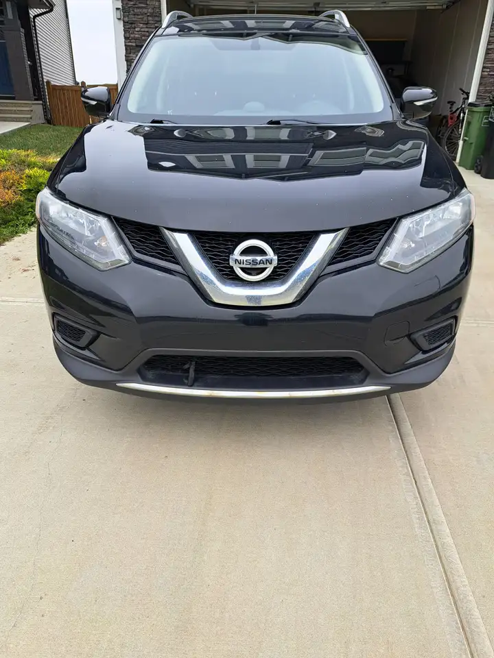 Nissan Rogue снимка Nissan Rogue