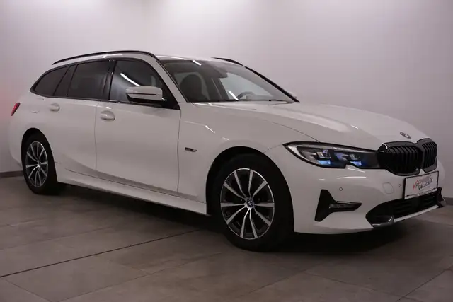 BMW 320 e Sportline/ Anhängervorichtung / Abstandstemp.