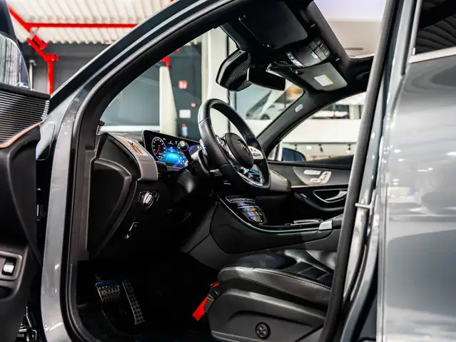 Mercedes-Benz EQC view 16