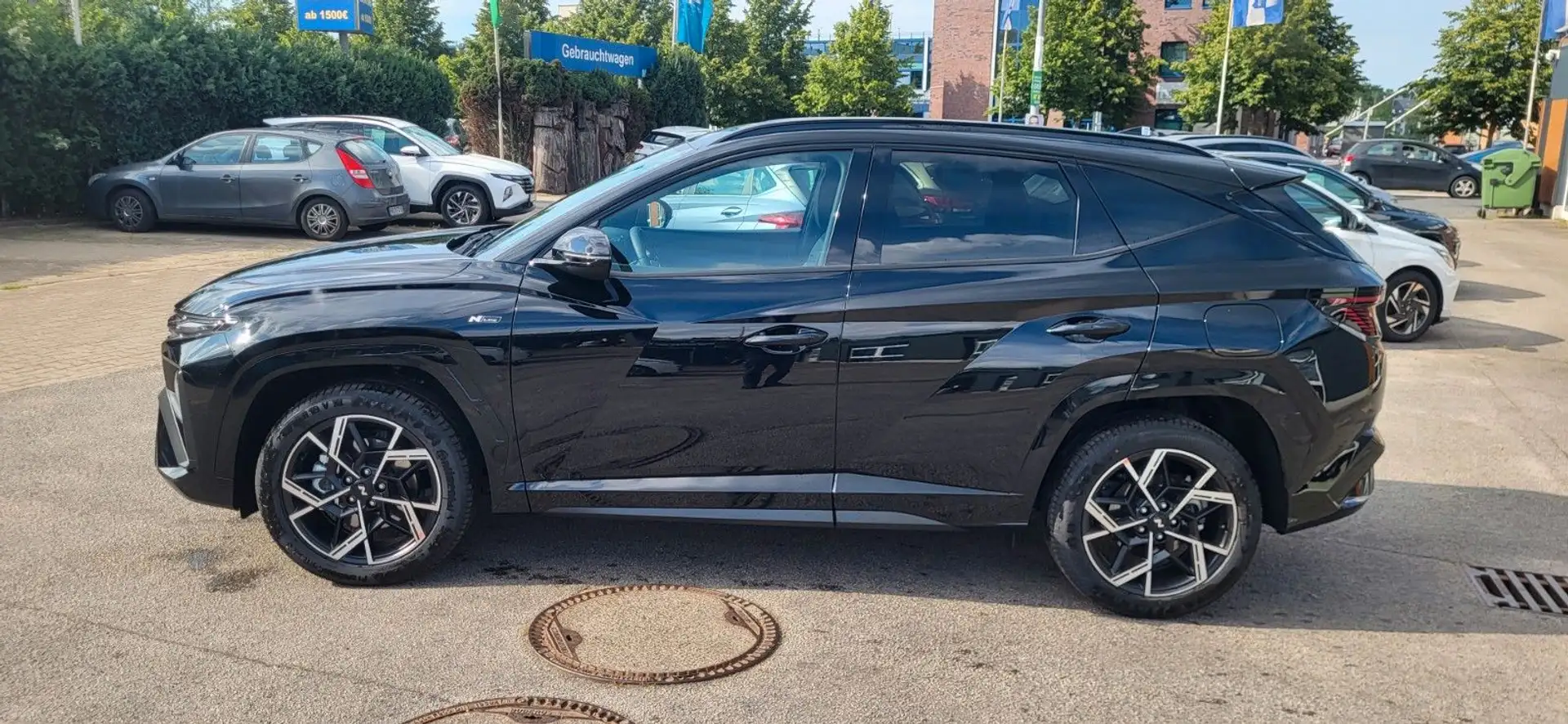 Hyundai TUCSON FACELIFT 1.6 T-GDI 48V N Line DCT Schwarz - 2