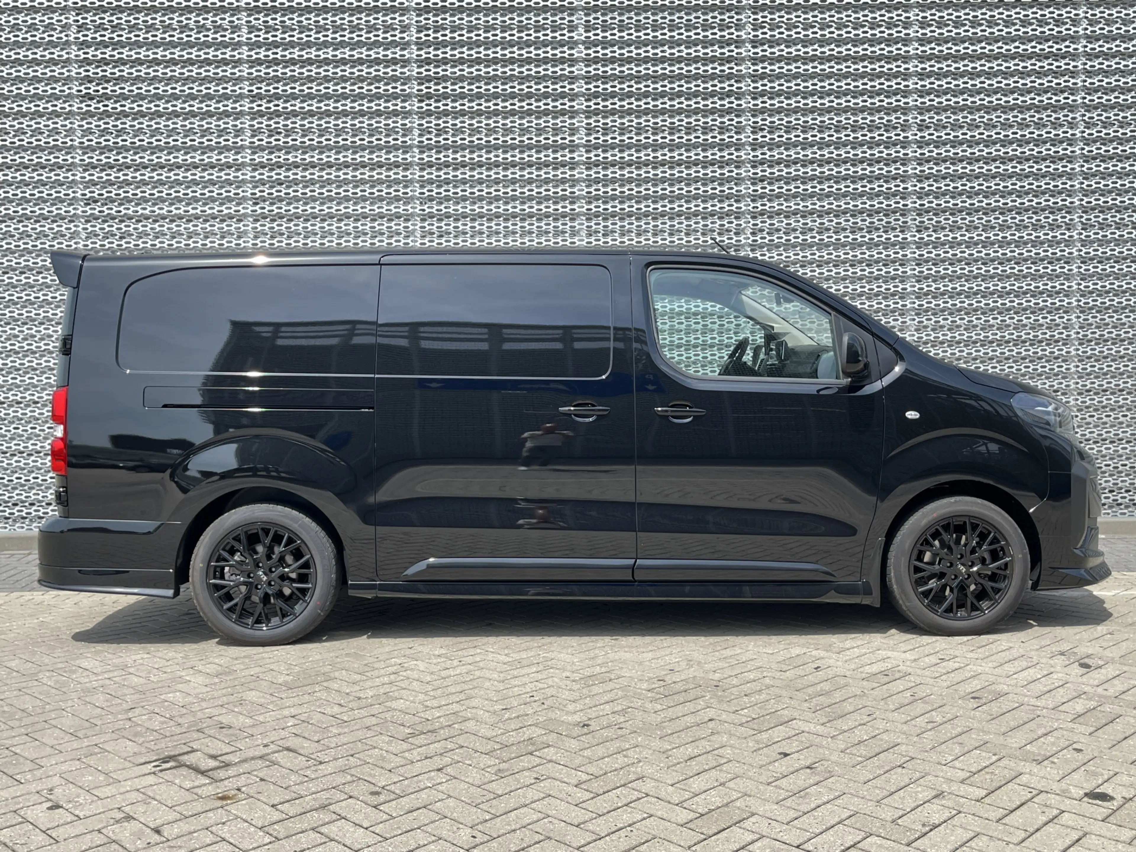 Peugeot e-Expert 75 kWh L3 STX | Leder | Camera | Stoelverwarming | — photo 13