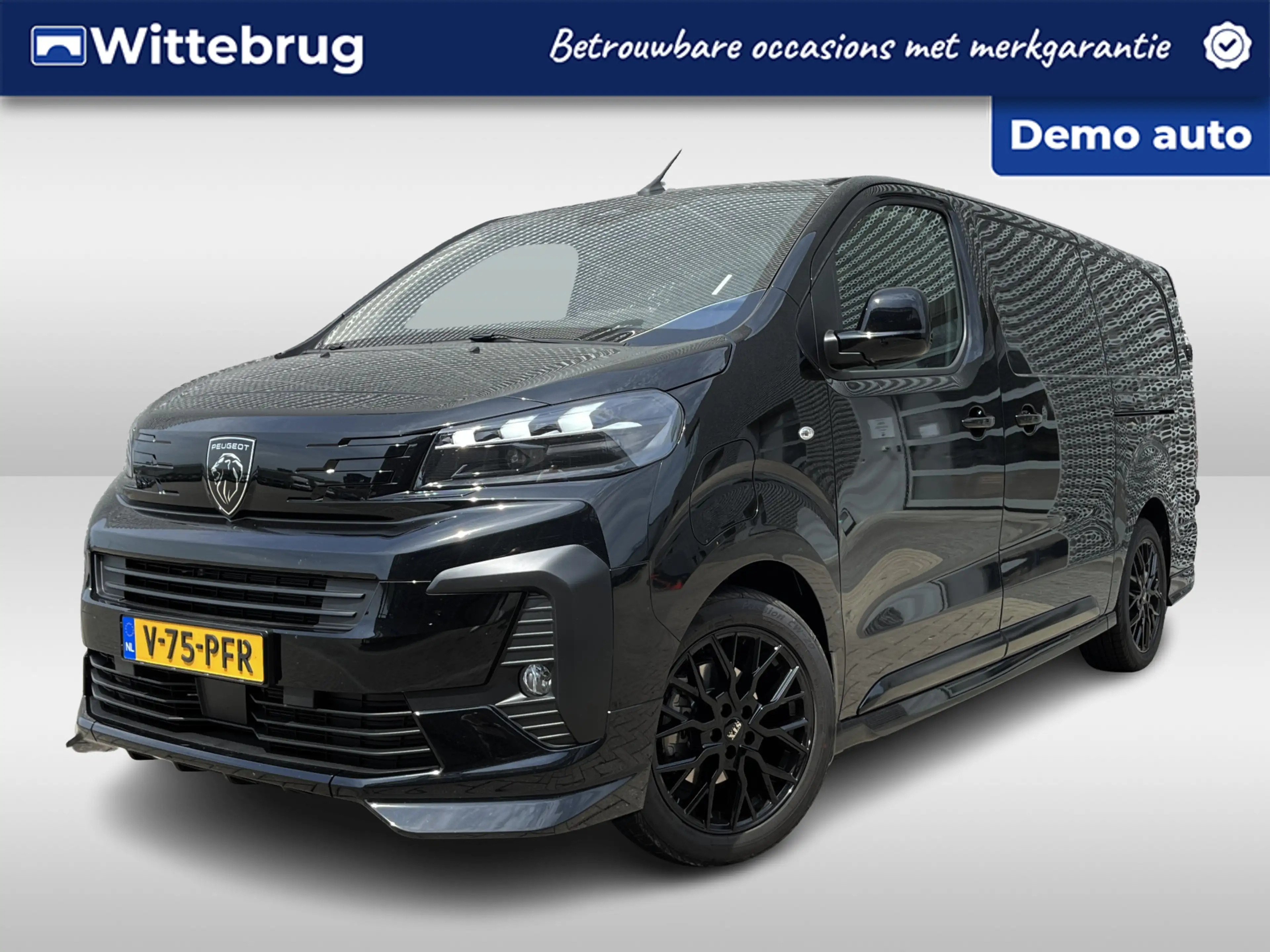 Peugeot e-Expert 75 kWh L3 STX | Leder | Camera | Stoelverwarming |