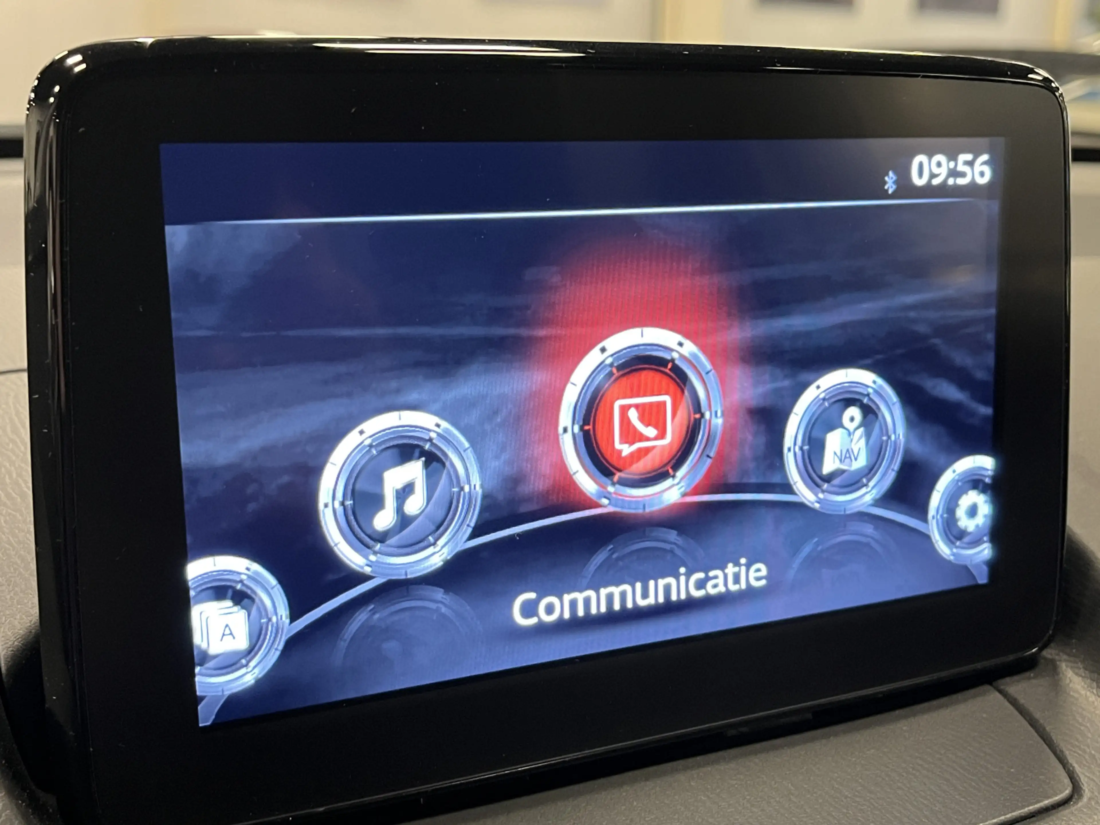 Mazda 2 1.5i SkyActiv-G Signature 90PK Leder Navi DAB+ App — photo 49