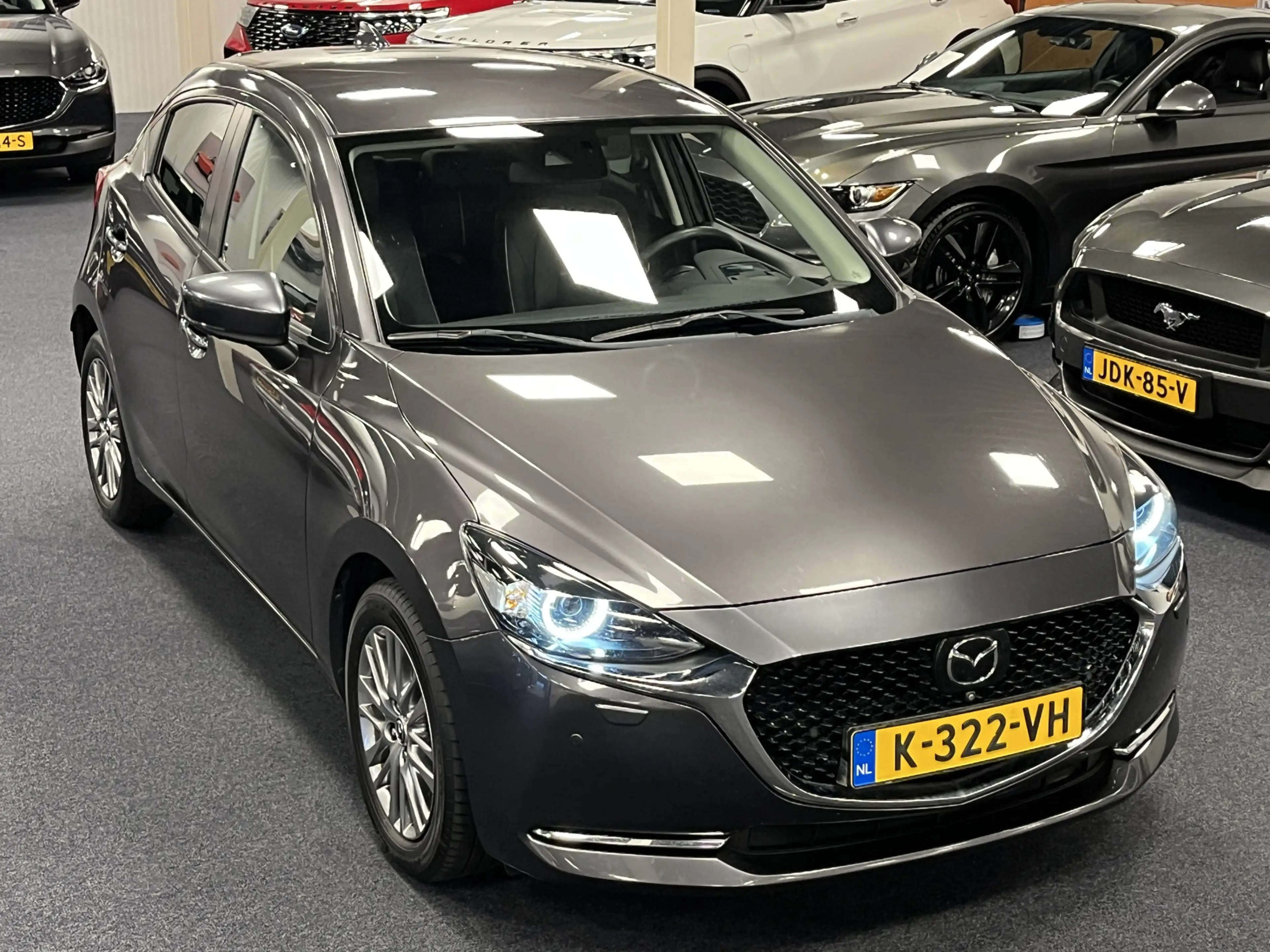 Mazda 2 1.5i SkyActiv-G Signature 90PK Leder Navi DAB+ App — photo 4