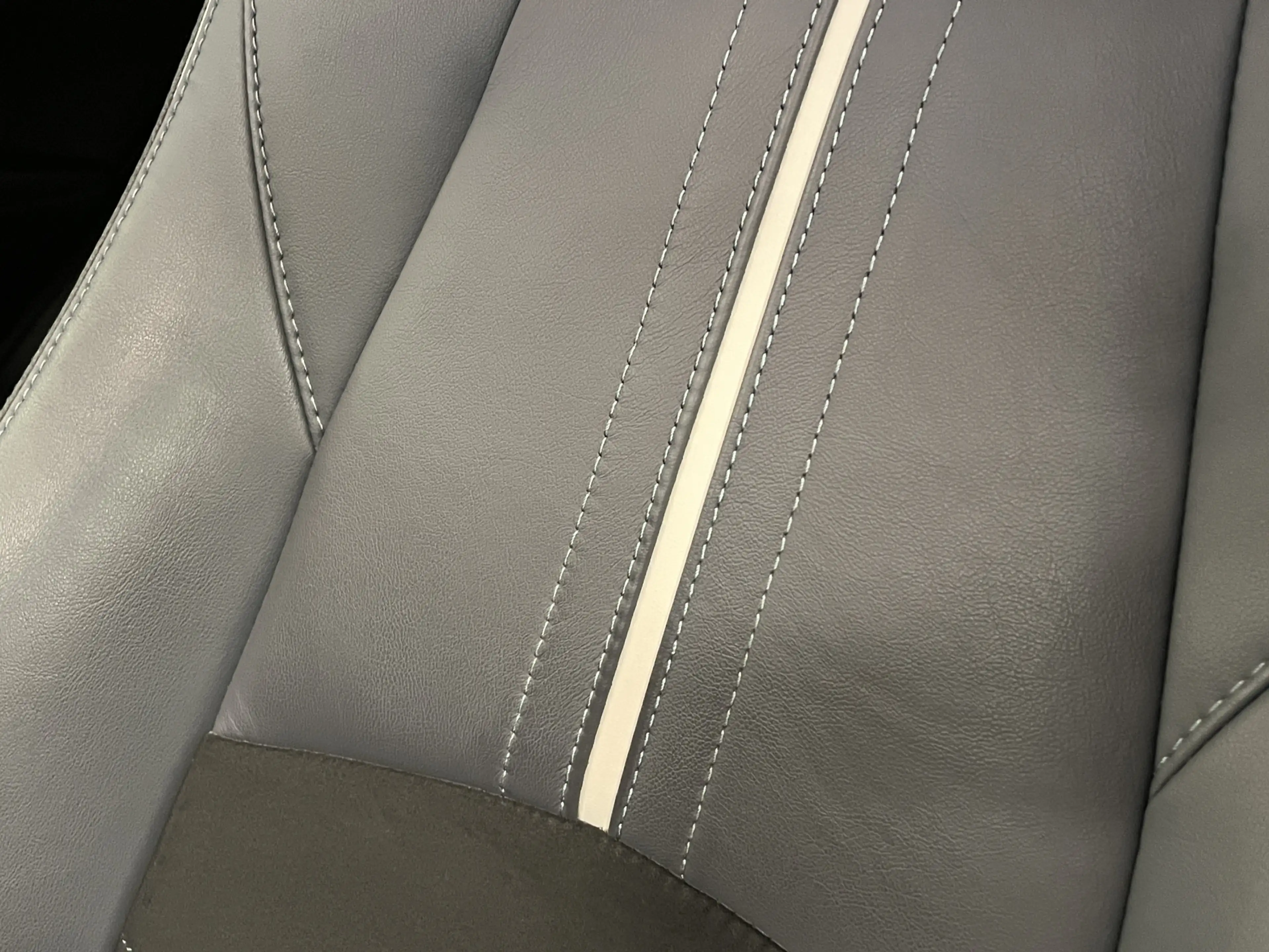 Mazda 2 1.5i SkyActiv-G Signature 90PK Leder Navi DAB+ App — photo 30