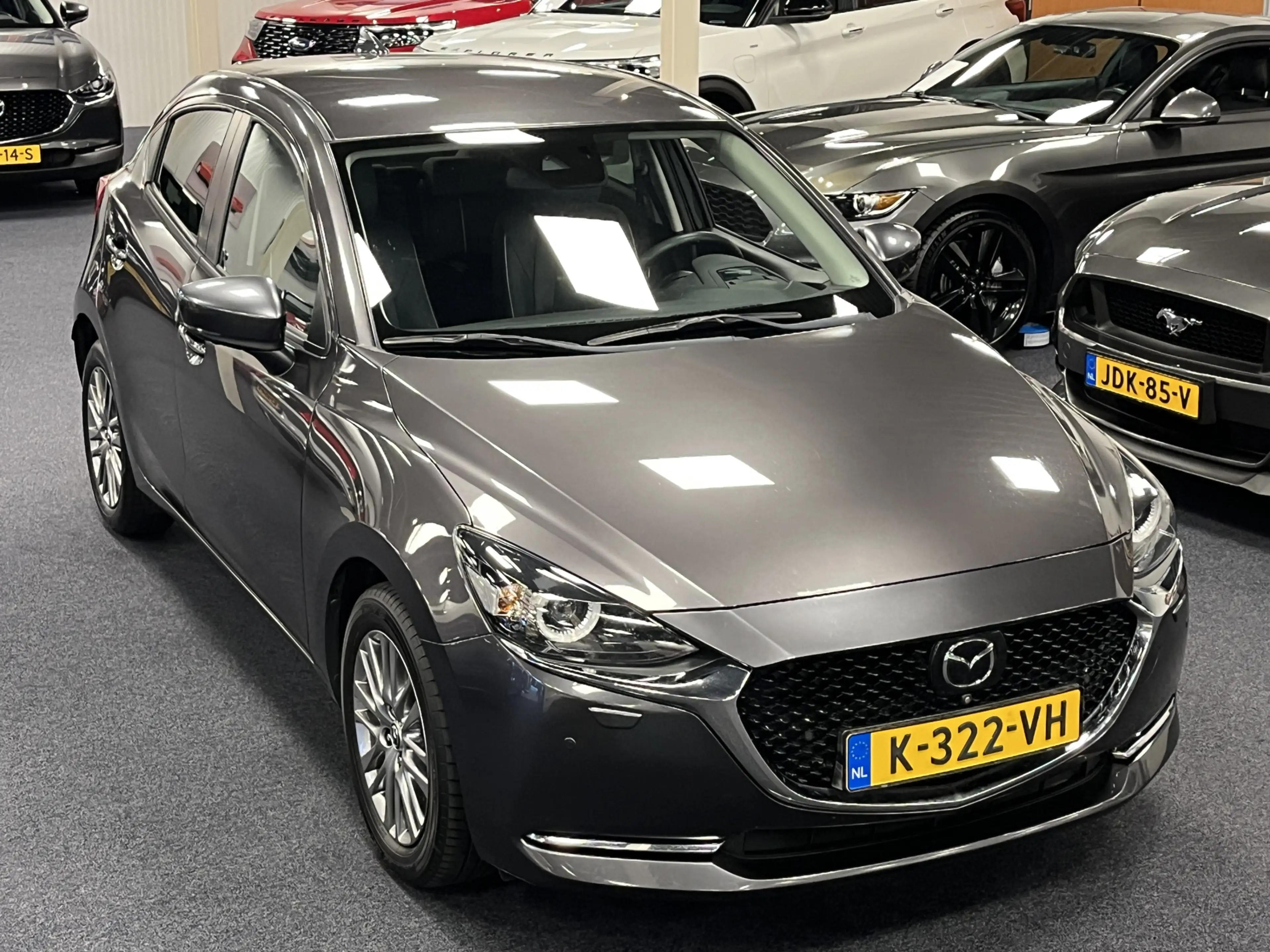 Mazda 2 1.5i SkyActiv-G Signature 90PK Leder Navi DAB+ App — photo 3