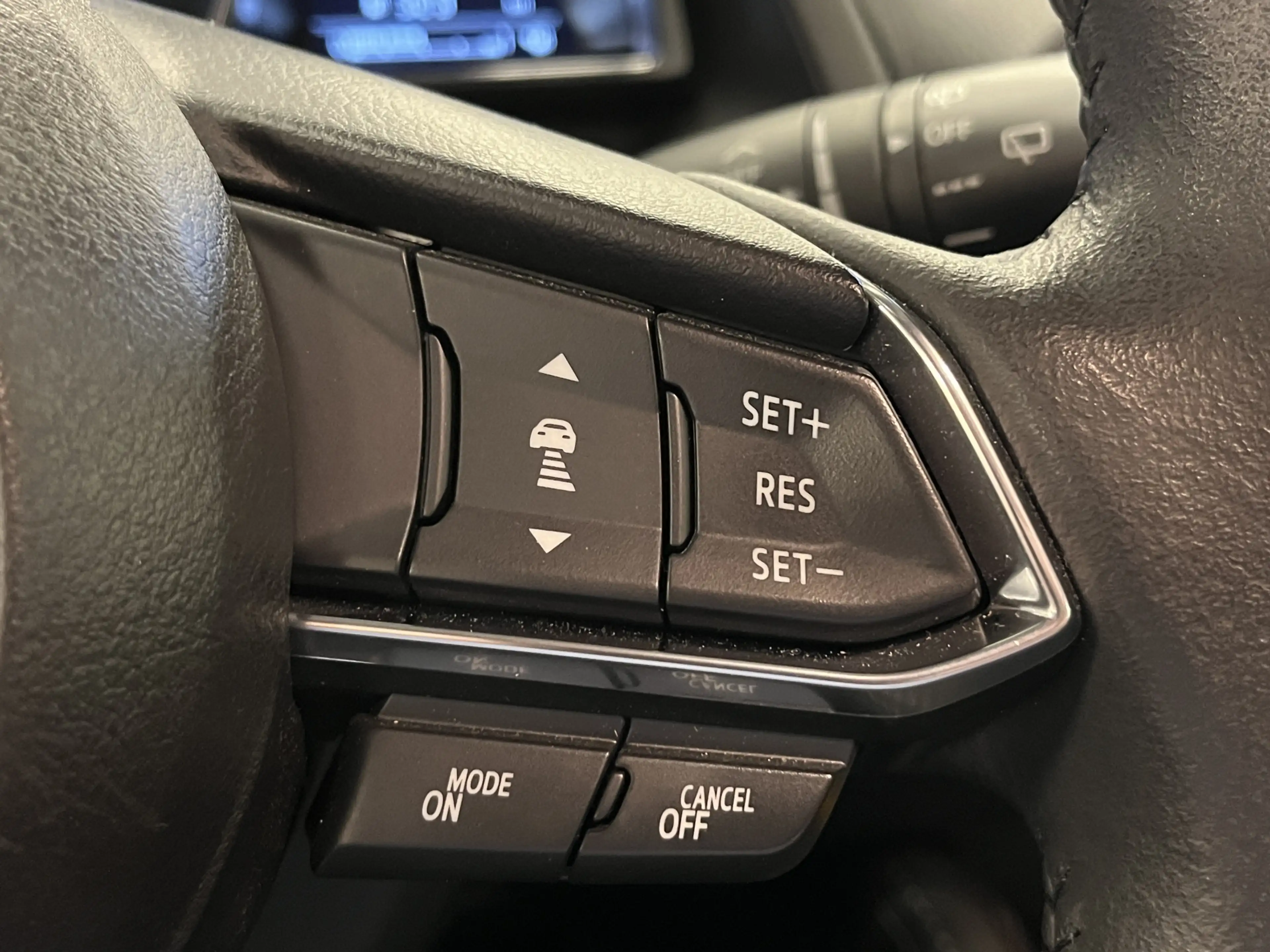 Mazda 2 1.5i SkyActiv-G Signature 90PK Leder Navi DAB+ App — photo 46