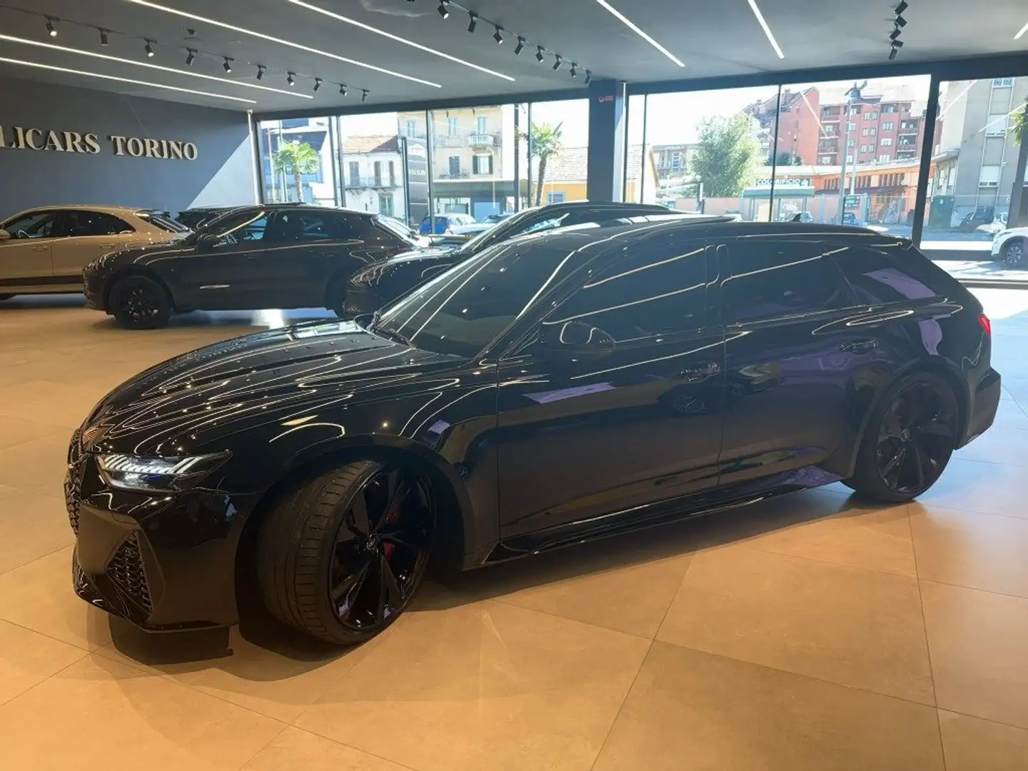 Audi RS6 Avant 4.0 TFSI V8 quattro tiptronic Schwarz - 2