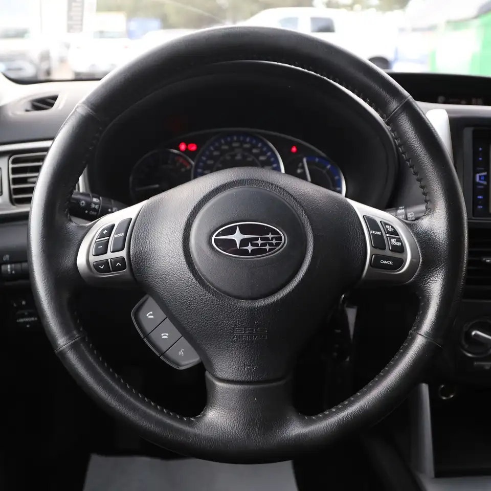 Subaru Forester снимка Subaru Forester