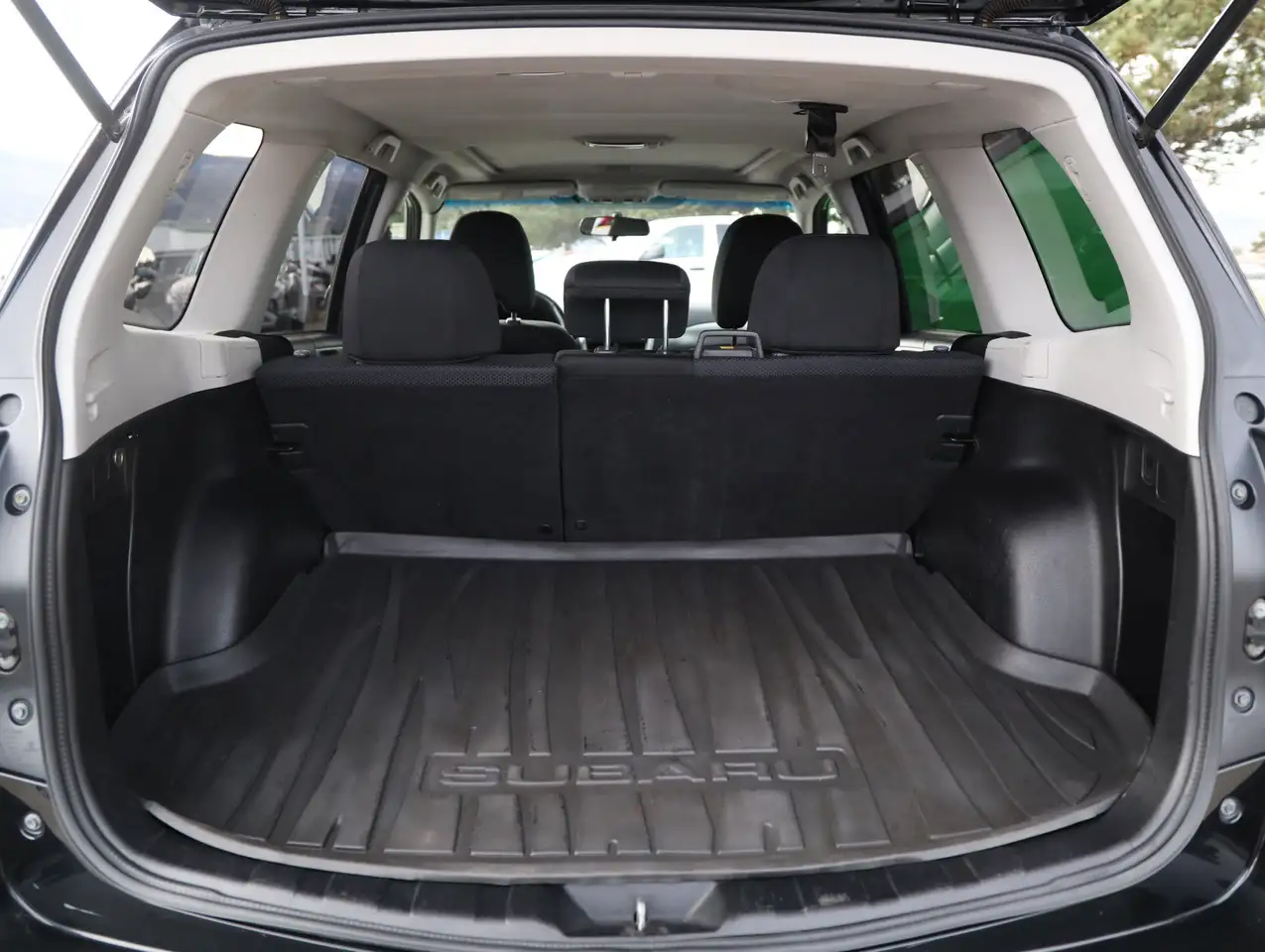 Subaru Forester снимка Subaru Forester