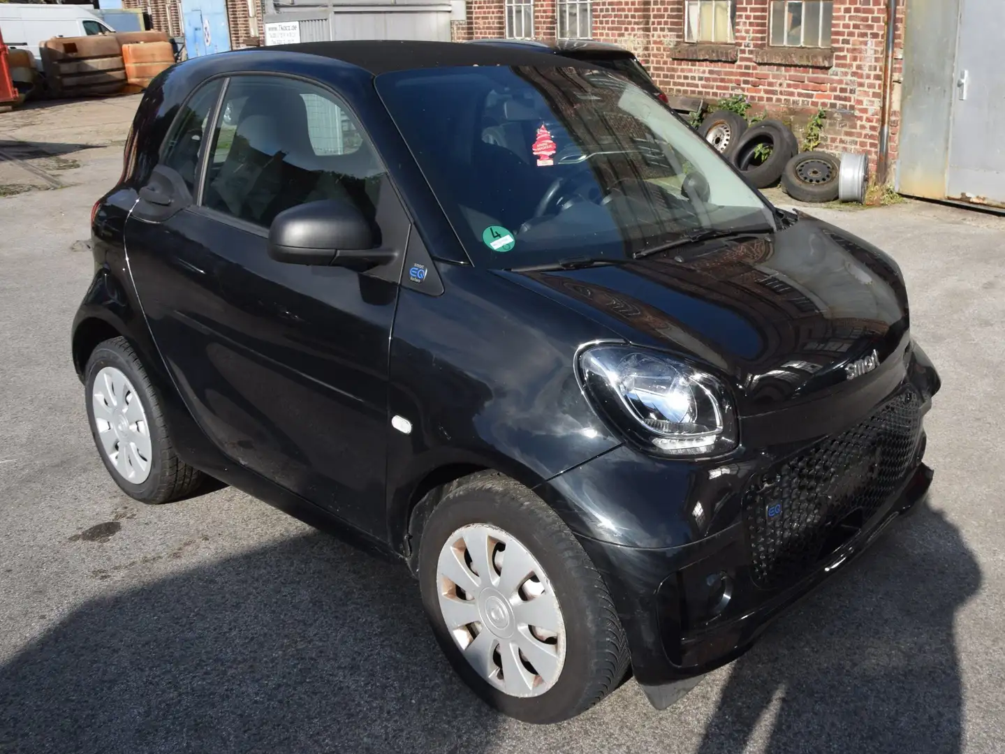 smart forTwo coupe EQ 60kW EQ Batterie Automatik Klimaaut 1. HD Siyah - 1