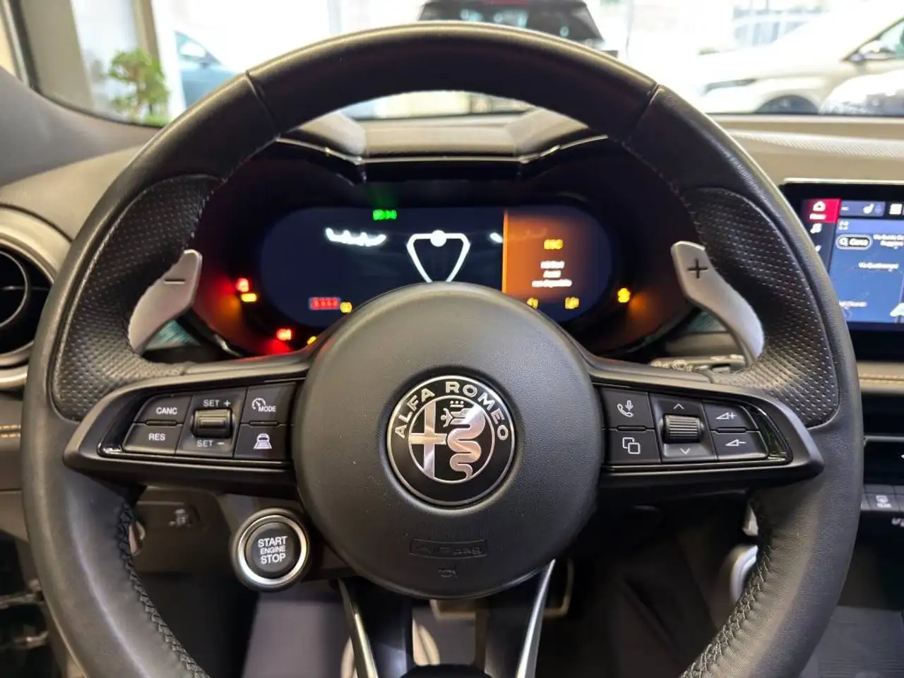 Alfa Romeo Tonale 2024 — фото 15