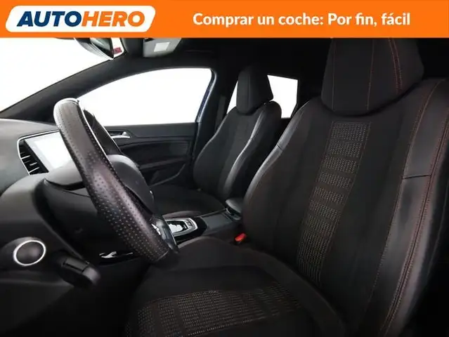 Peugeot 308 view 11
