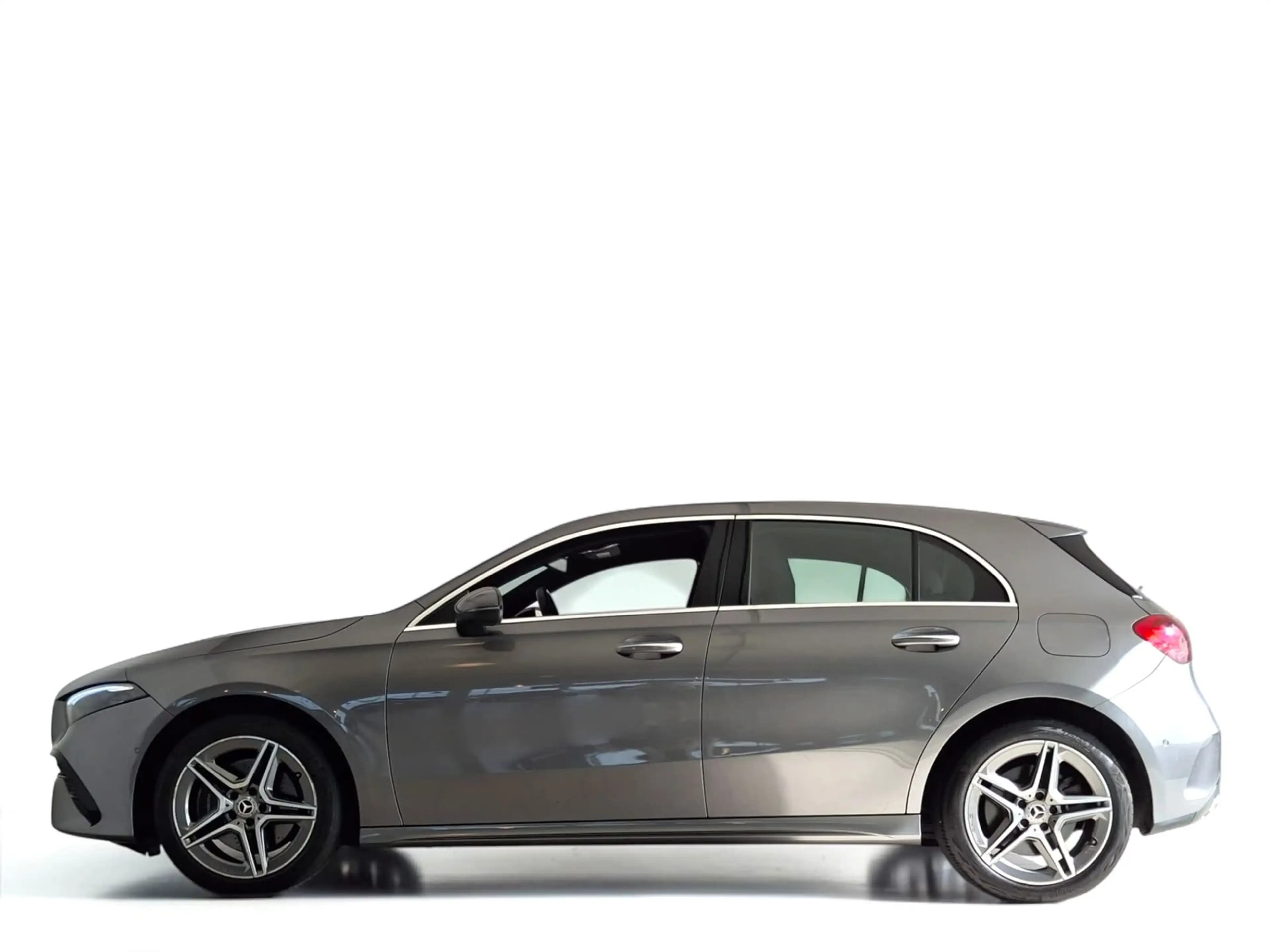 Mercedes-Benz A 250 e AMG Line 18'' AMG LMV SFEERVERLICHTING CAMERA ST — photo 5