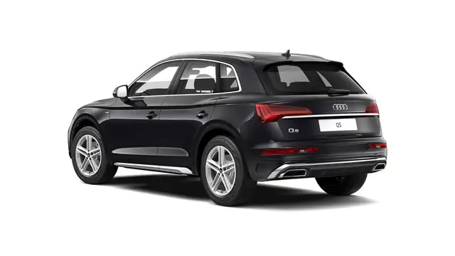 Audi Q5 view 4