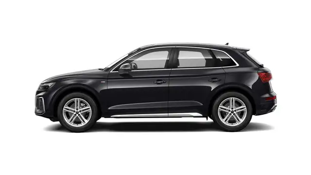 Audi Q5 view 2