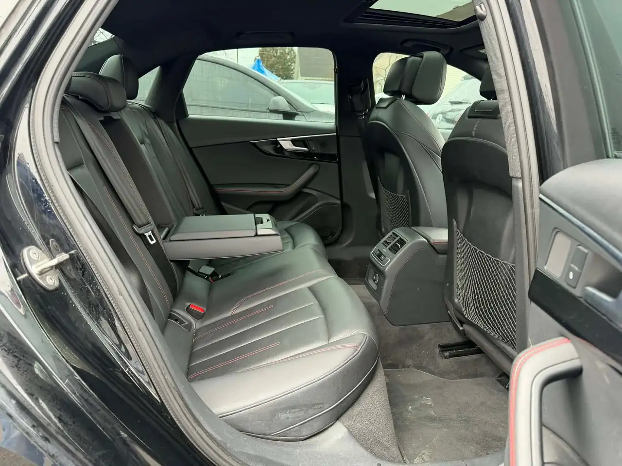 Audi A4 снимка Audi A4