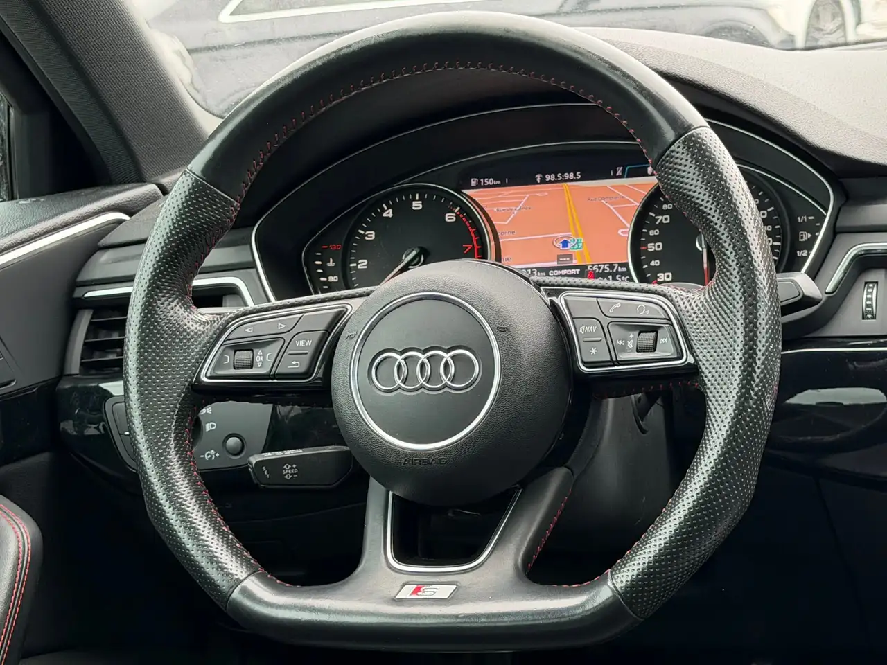 Audi A4 снимка Audi A4