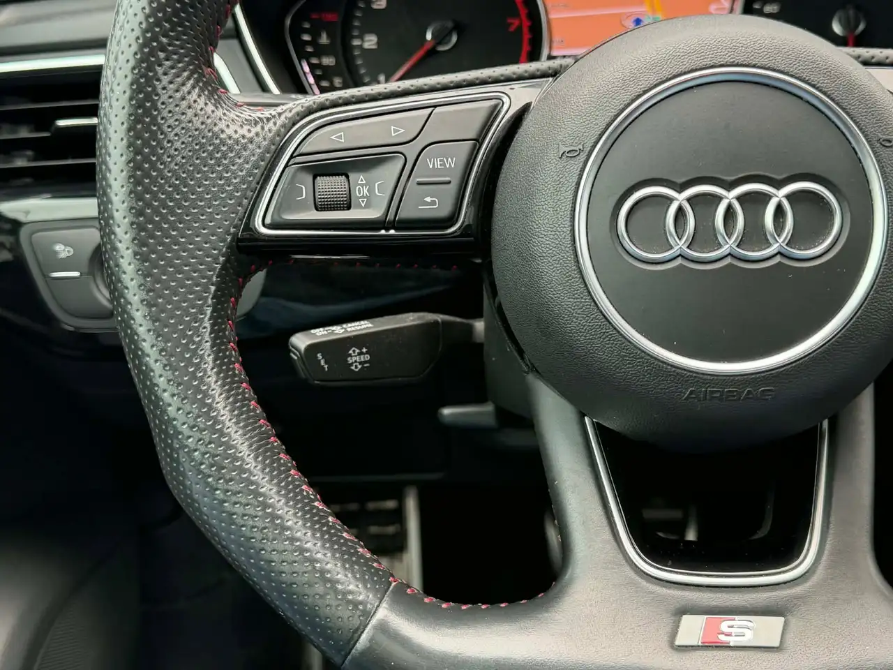 Audi A4 снимка Audi A4