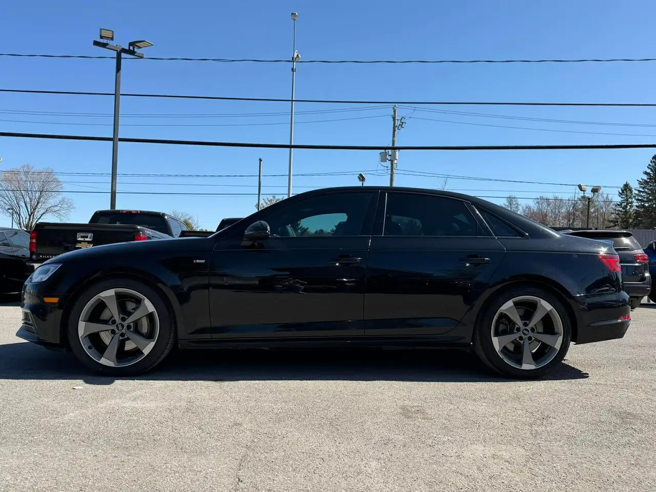 Audi A4 снимка Audi A4