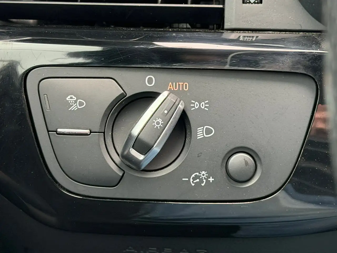 Audi A4 снимка Audi A4