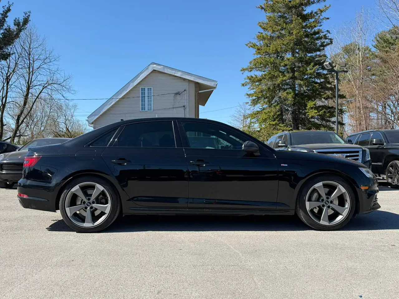 Audi A4 снимка Audi A4
