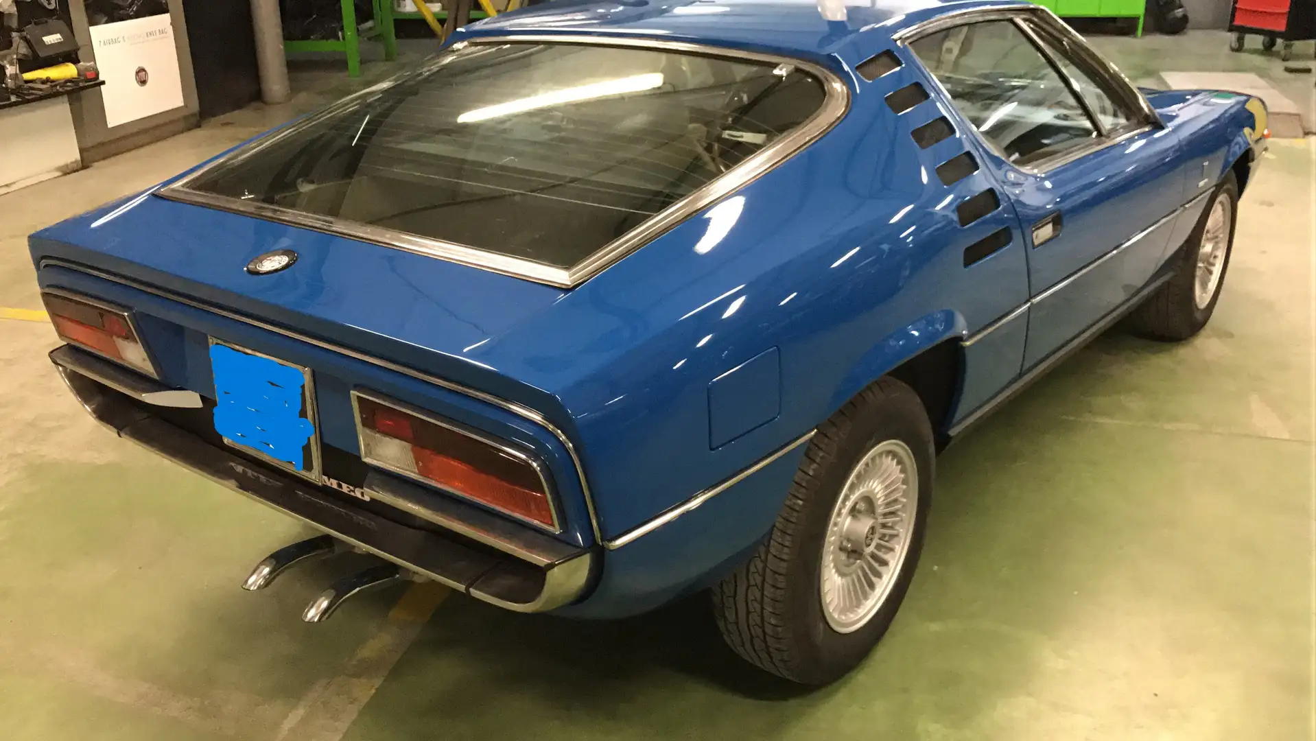 Alfa Romeo Montreal Blau - 2