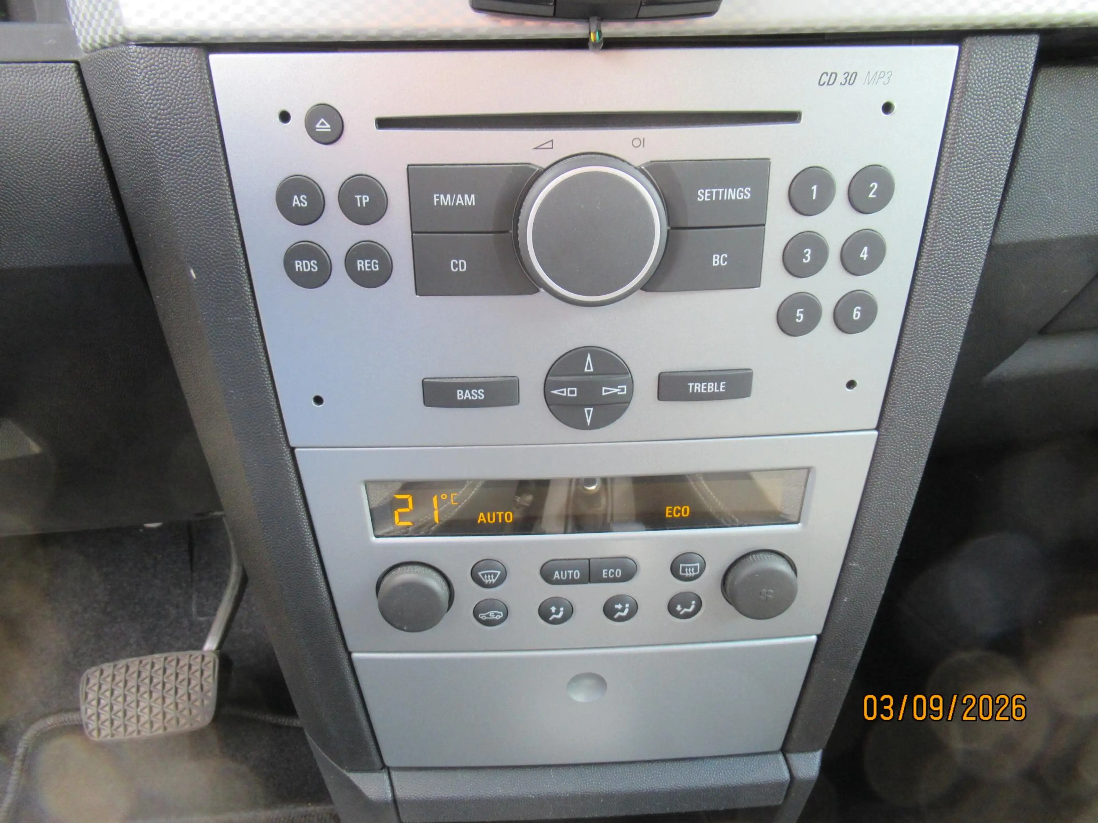 Opel Meriva 1.6-16V Cosmo automaat — photo 15