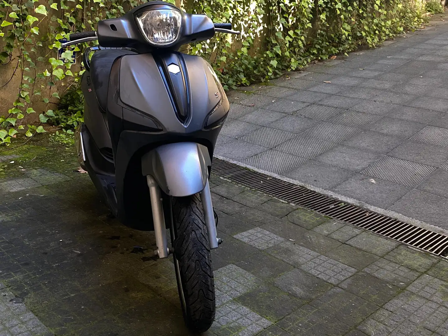 Piaggio Liberty 50 Liberty S 50 Gris - 1