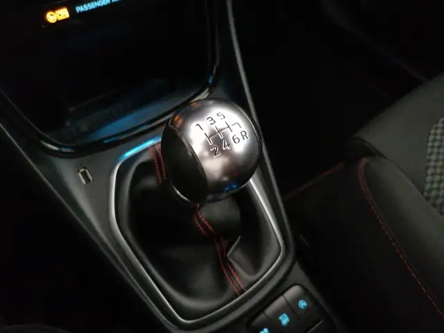 Ford Puma view 13