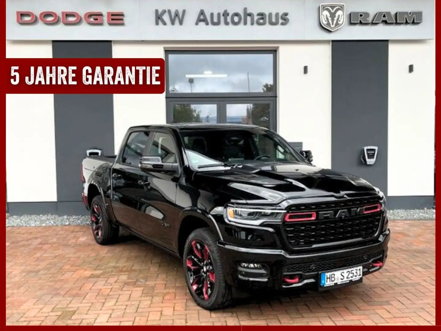 Dodge RAM Limited Night MY25 H/O Indian Motorcycle Ed. Negro - 1