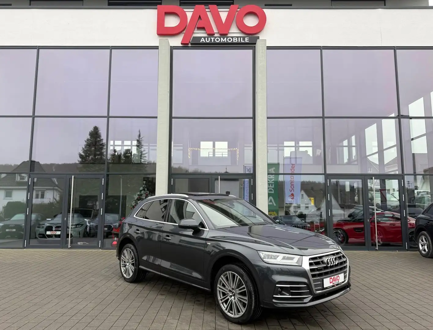 Audi Q5 quattro 2.0 TDI 2x S line sport/Pano/AHK/LED Grijs - 1