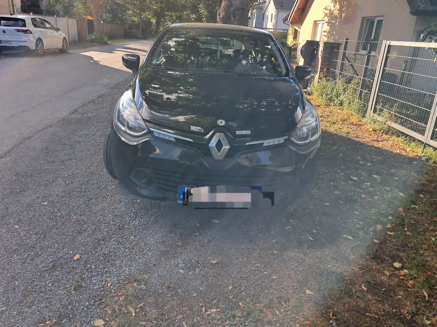 Renault Clio Clio 1.2 16V 65 Authentique Schwarz - 2