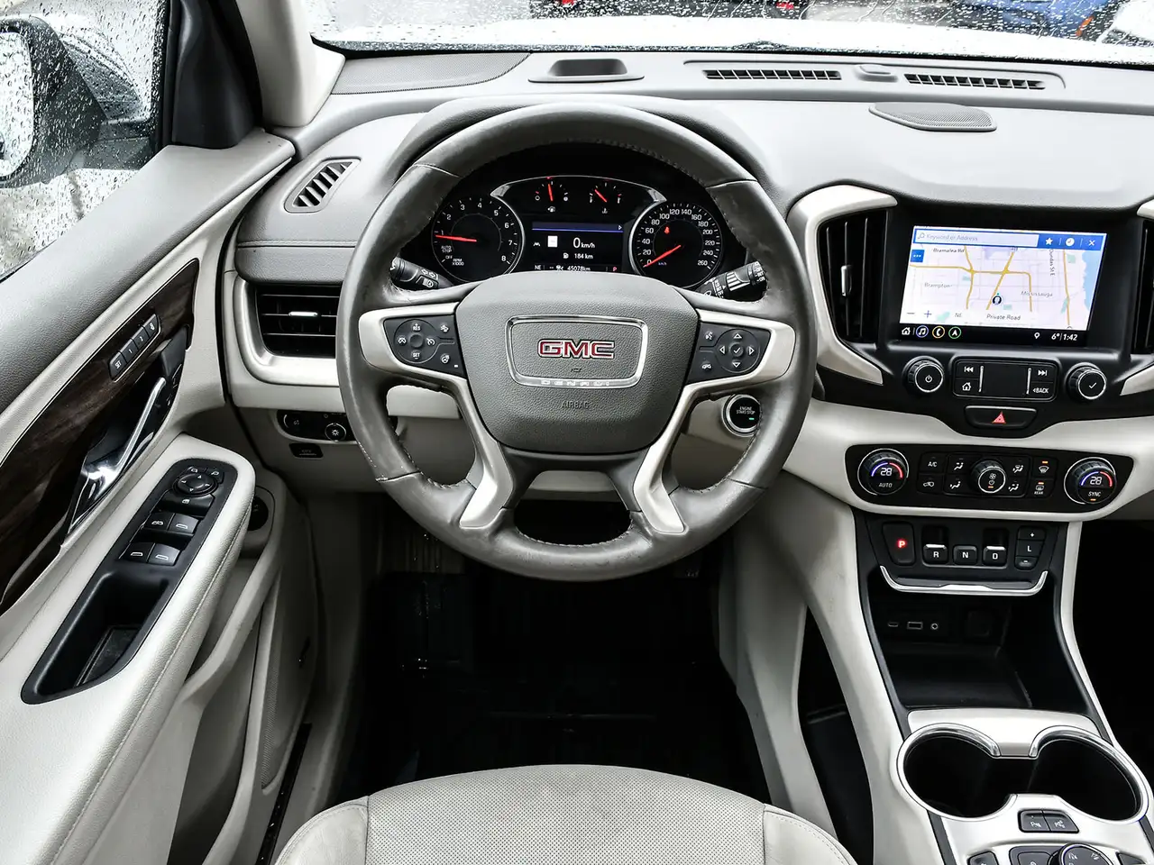 GMC Terrain снимка GMC Terrain