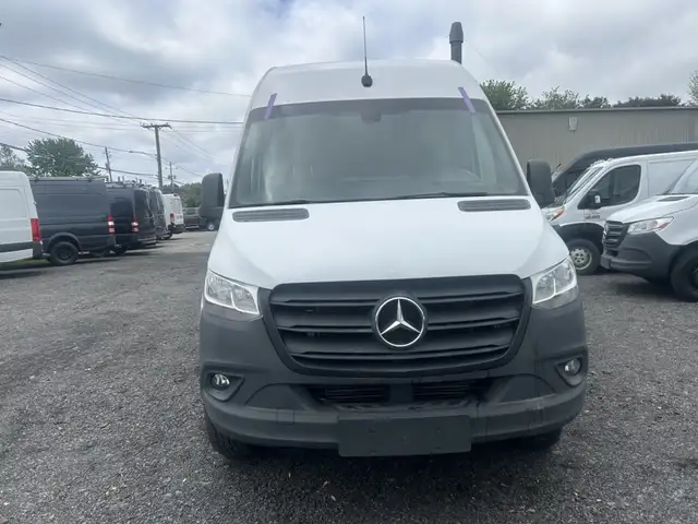 Mercedes-Benz Unspecified 2020 — photo 4