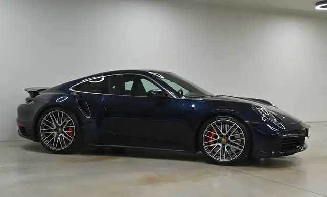 Porsche 992 911 Turbo Coupe PDK Modell 992 Ansicht 10