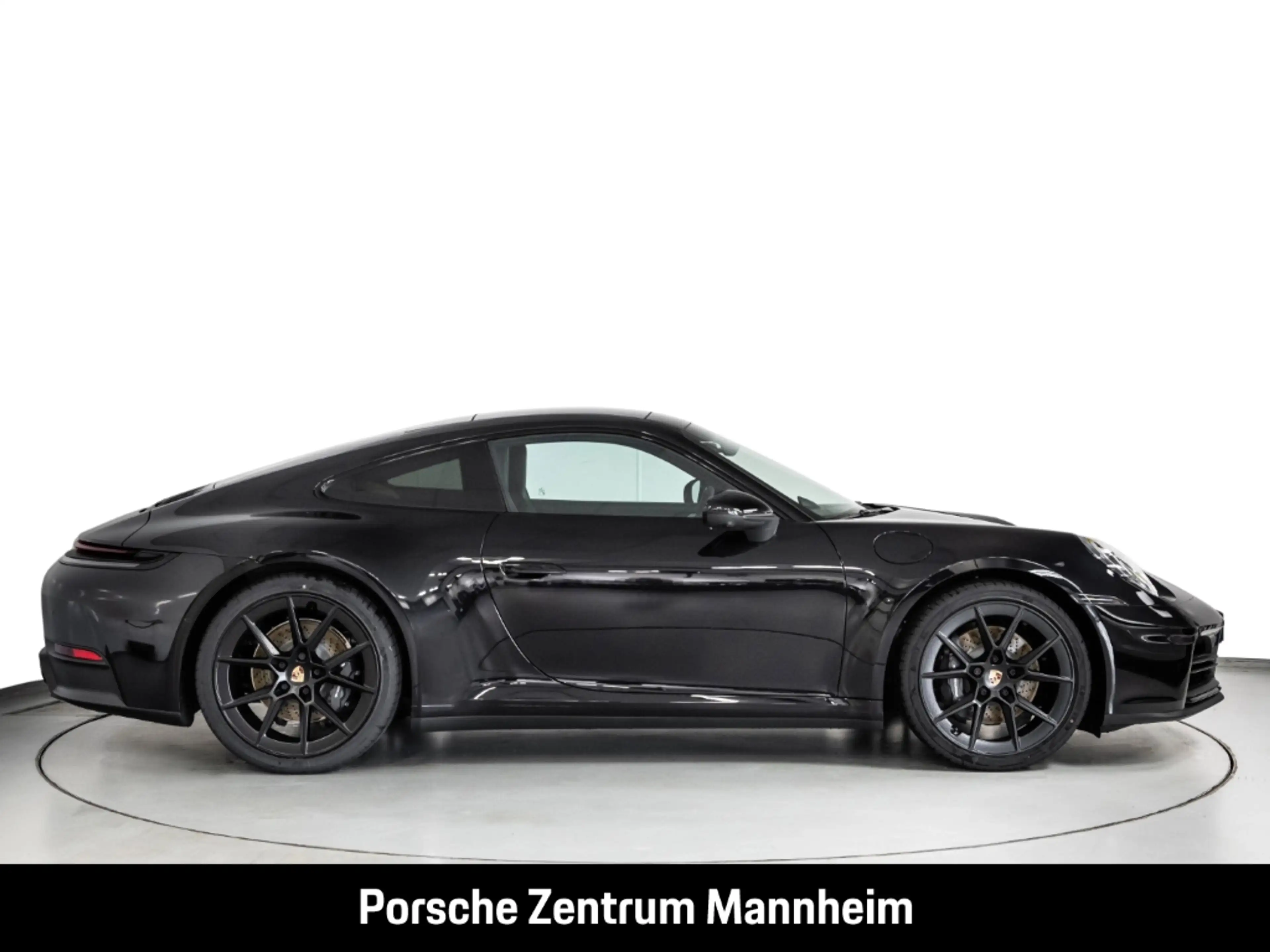 Porsche 992 -2 (911) Carrera — photo 10