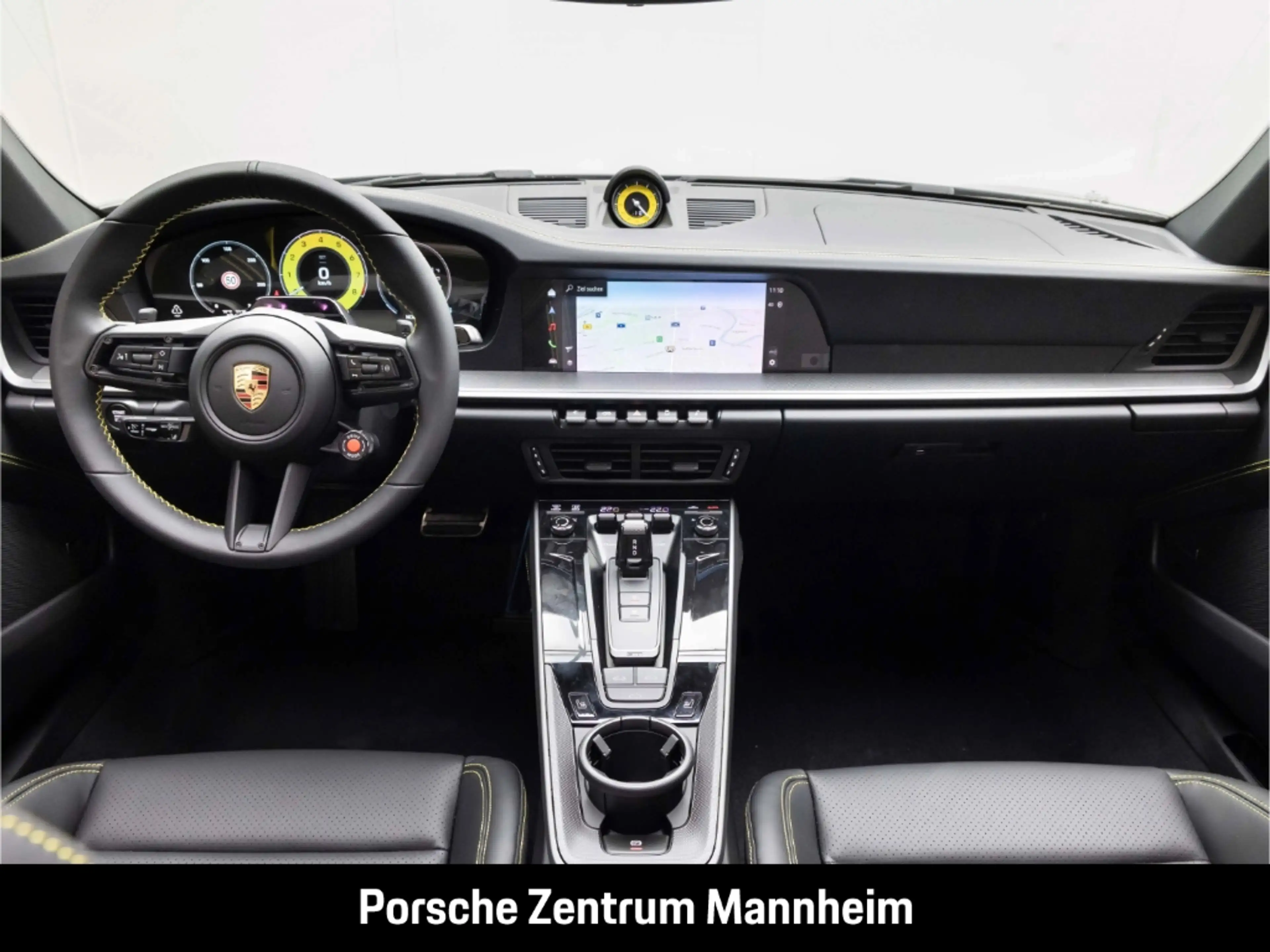 Porsche 992 -2 (911) Carrera — photo 15