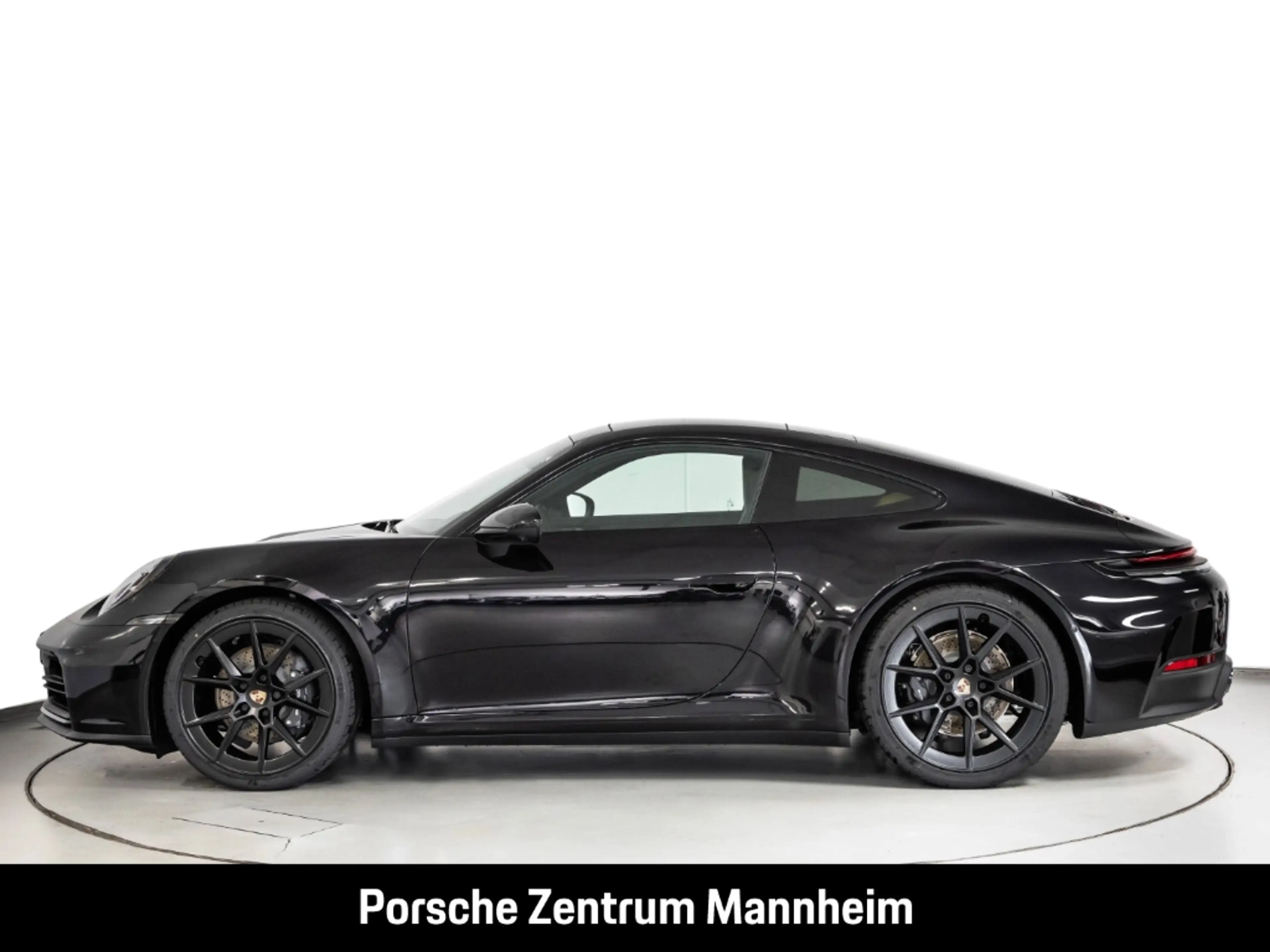 Porsche 992 -2 (911) Carrera — photo 2