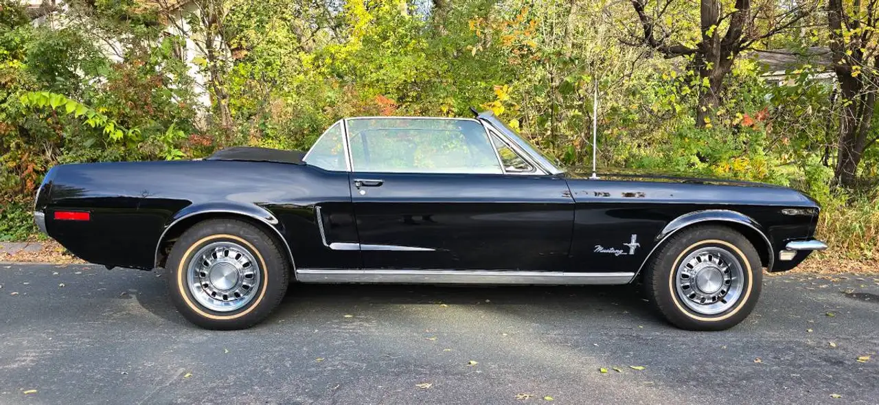 Ford Mustang Cabrio, 289ci V8, Triple-Black, 33 Jahre in einer Hand, Gelegenheit!, foto 1