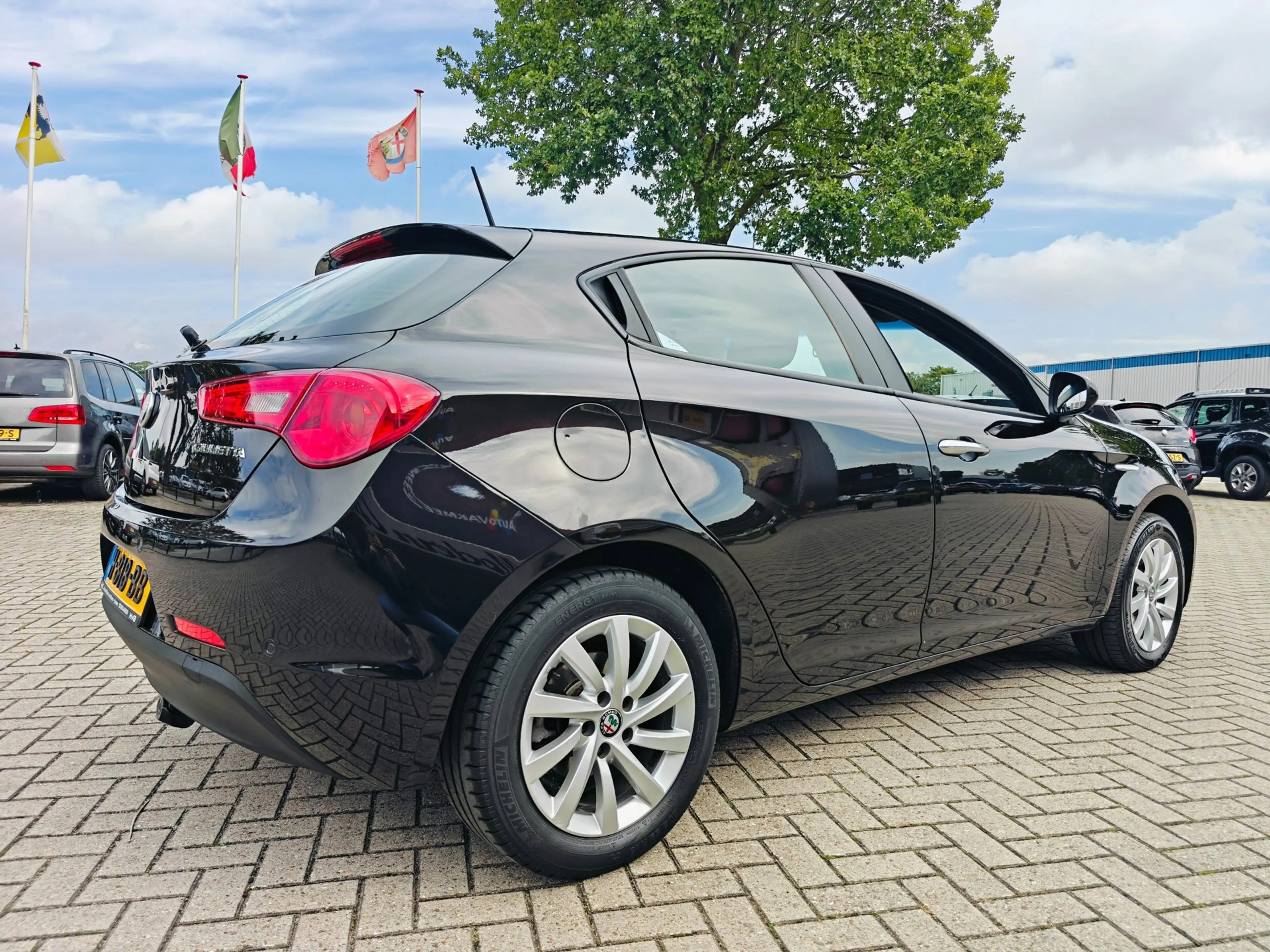 Alfa Romeo Giulietta 1.4 Turbo — photo 4