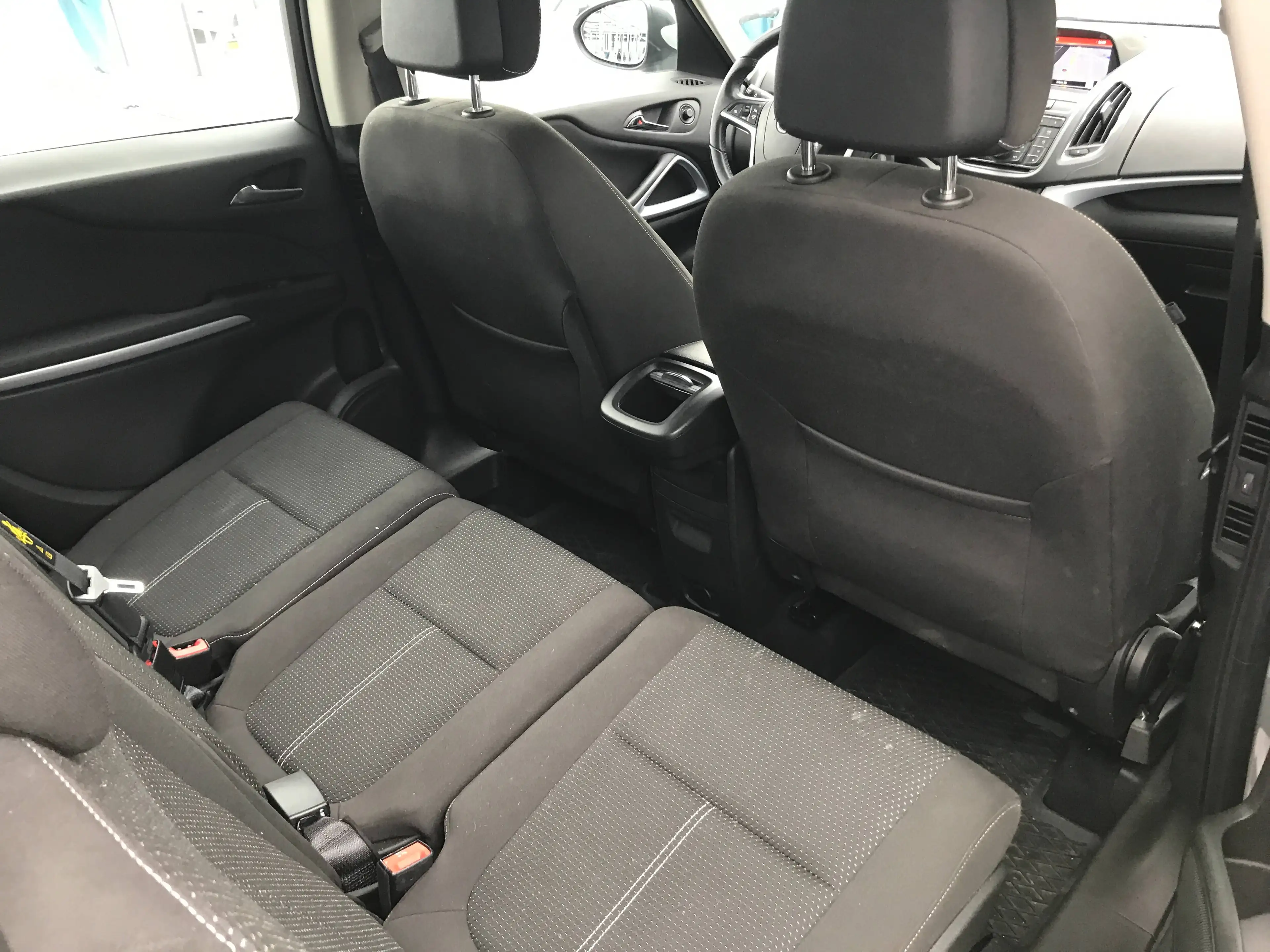 Opel Zafira Tourer KlimAut NAVI St/Stop SitzH 2xPDC StKetNeu SR WR SB — photo 12