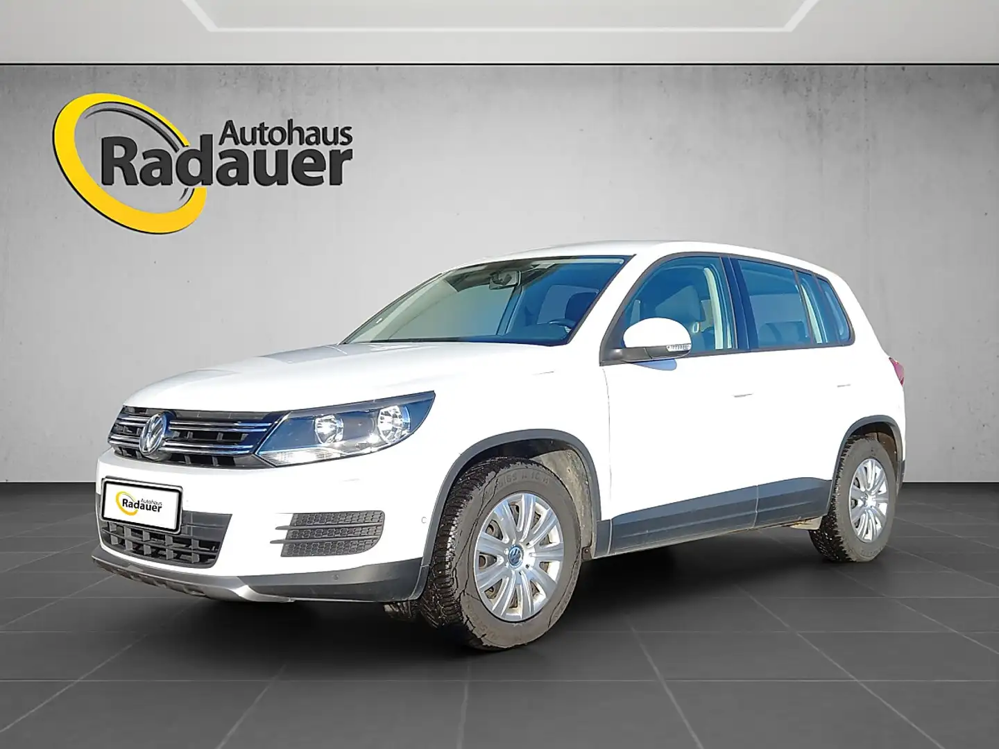 Volkswagen Tiguan 1,4 TSI Cool BMT Weiß - 1