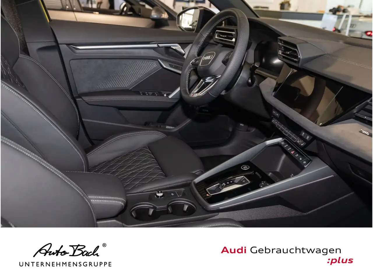 Audi A3 35TFSI Stronic S-Line-Interieur Hu 18