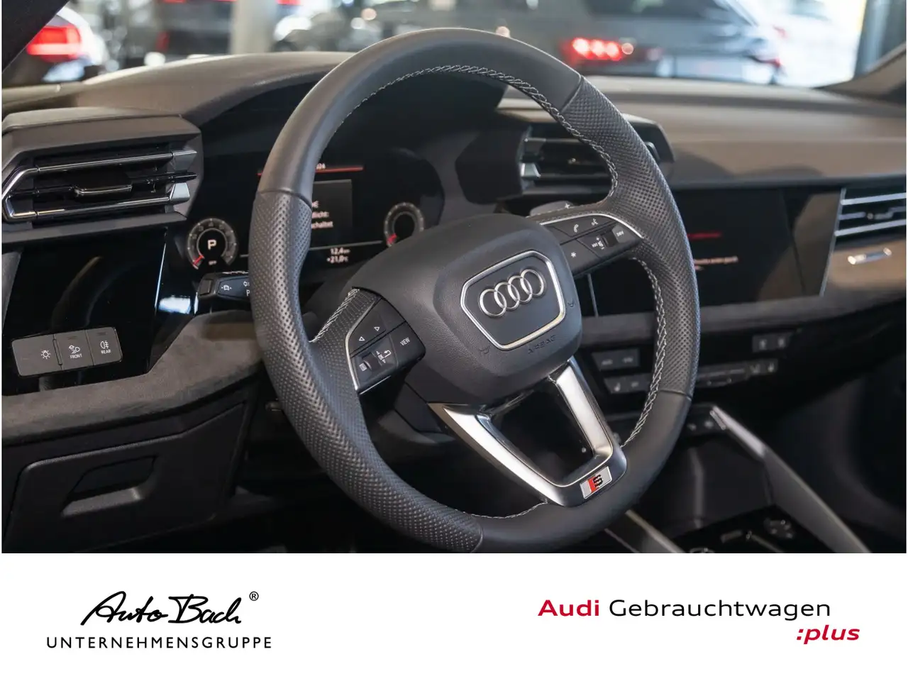 Audi A3 35TFSI Stronic S-Line-Interieur Hu 9
