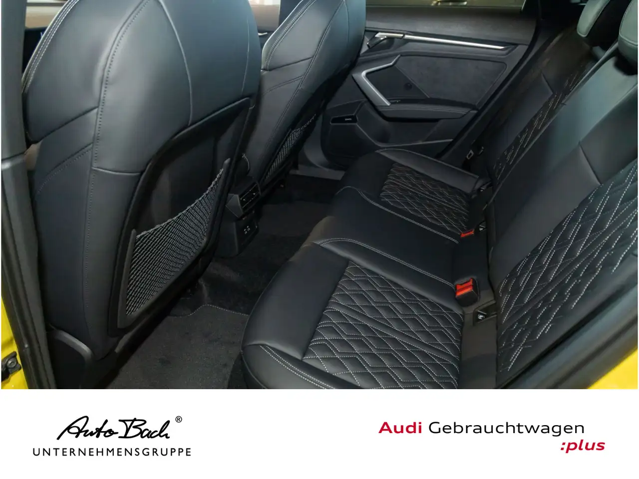 Audi A3 35TFSI Stronic S-Line-Interieur Hu 14