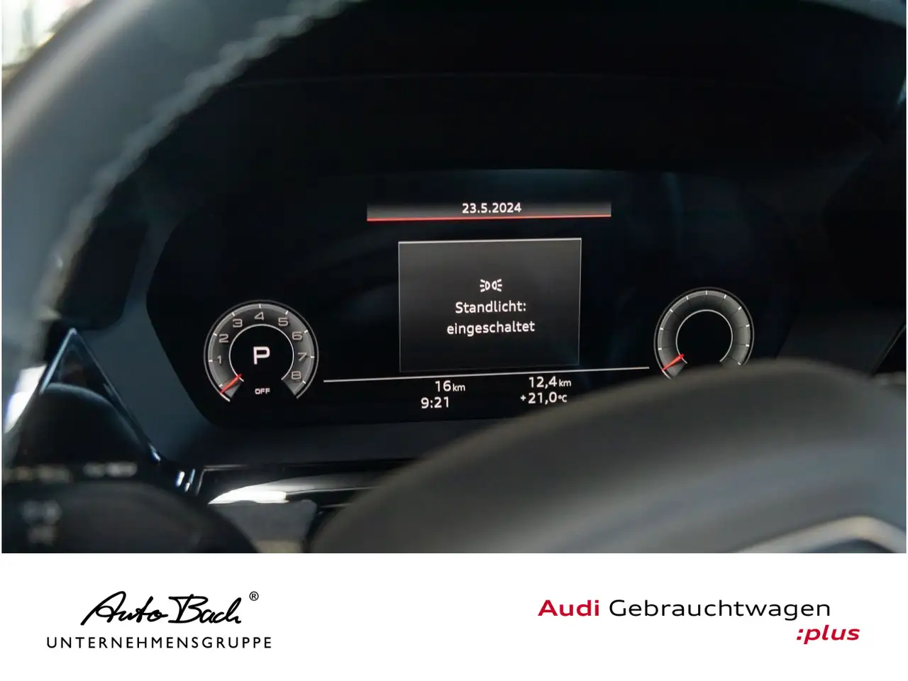 Audi A3 35TFSI Stronic S-Line-Interieur Hu 11