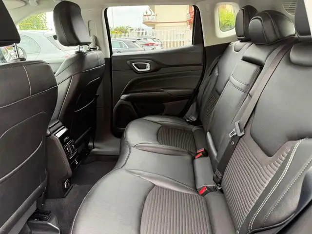 Jeep Compass view 15